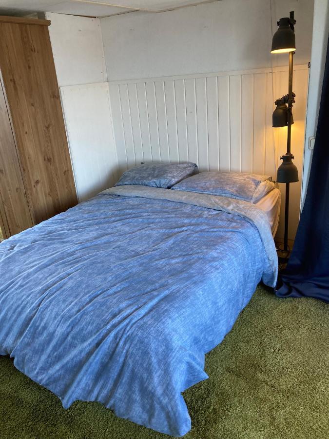 Luc'S Place, Waterbed Grote Kamer Zoeterwoude Экстерьер фото